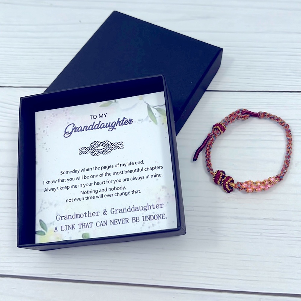 🆕 PEACH BLOSSOM KNOT DESIGN BRACELET ADJUSTABLE FEMALE HAND RED COLOR